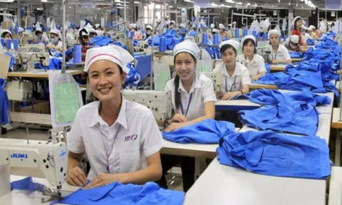 Kiến nghị Thủ tướng không tăng lương, bảo hiểm