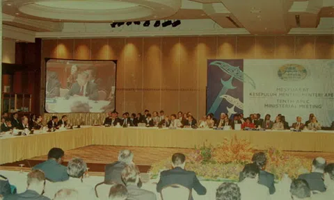 Vì sao Việt Nam quyết định gia nhập APEC năm 1998?