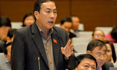 Không xem xét đơn tố cáo quan chức đã "hạ cánh" là bỏ sót tội phạm
