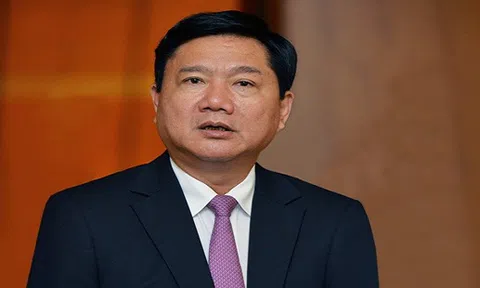 Ông Đinh La Thăng bị đề nghị truy tố trong đại án PVC