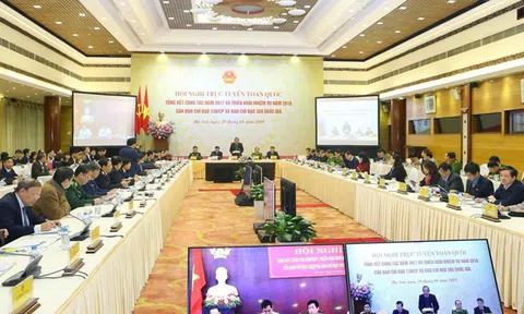 Khẩn trương xây dựng cơ chế răn đe, trừng trị để không dám tham nhũng