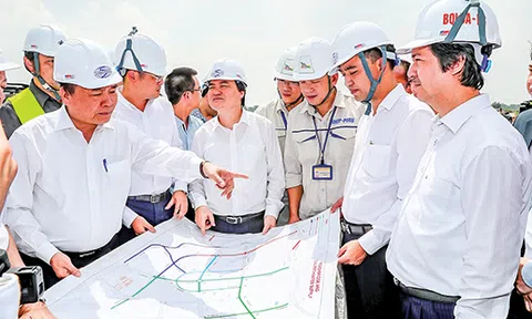 Chính phủ kiến tạo đã giúp kinh tế Việt Nam “cất cánh”