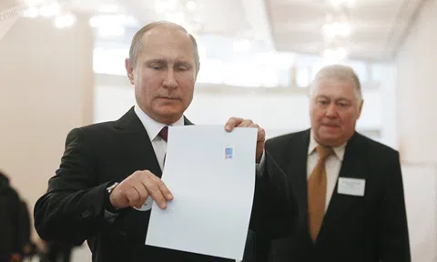 Bầu cử Nga: Báo chí thế giới viết gì về chiến thắng của ông Putin?
