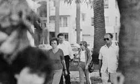 Điệp viên 'sói già' của FBI sa bẫy như thế nào?