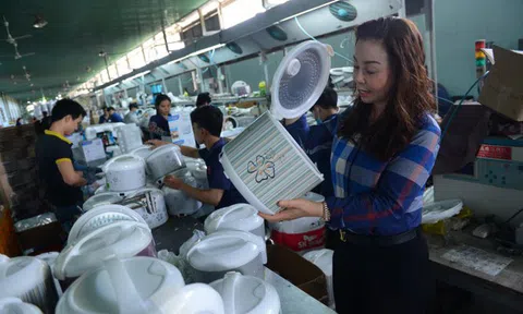 Lát cắt doanh nghiệp tư nhân qua Luật Doanh nghiệp và ông Sáu Khải