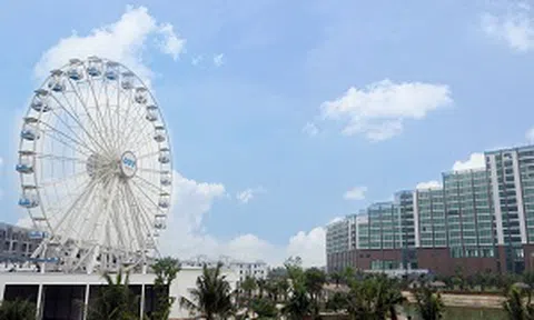 Tập đoàn FLC khánh thành vòng quay ánh sáng quy mô mừng lễ hội du lịch biển Sầm Sơn