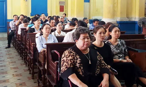 “Đại gia” Hứa Thị Phấn vắng mặt, phiên xử hi hữu sẽ diễn ra thế nào?
