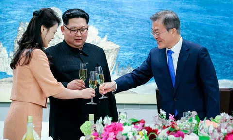 Ông Kim Jong-un tiết lộ điều kiện từ bỏ vũ khí hạt nhân