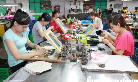 Lương hưu tùy thuộc vào thời gian và mức đóng BHXH