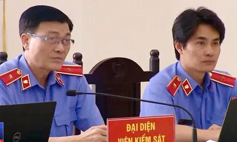 Vụ án ông Đinh La Thăng: Ở PVC 'đưa tiền thoải mái, không cần giấy tờ'
