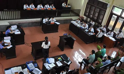 9 bệnh nhân chạy thận tử vong: BVĐK tỉnh Hòa Bình có phải chịu trách nhiệm hình sự?