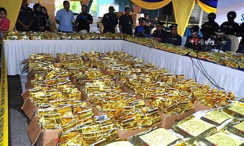 Malaysia tịch thu số ma túy đá kỷ lục giấu trong các gói trà