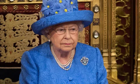 Nữ hoàng Anh thông qua luật Brexit, mở đường cho Anh rời EU
