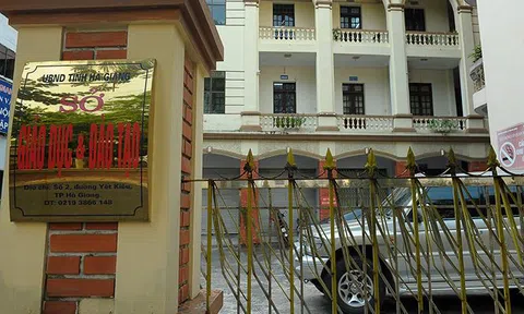 Gian lận điểm thi ở Hà Giang: Cần khởi tố vụ án hình sự