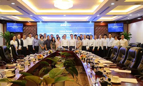 Tập đoàn FLC tiếp đón Đoàn trưởng các cơ quan đại diện Việt Nam ở nước ngoài nhiệm kỳ 2018-2021