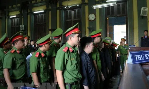 Kháng nghị tăng án tử hình đối với bị cáo trong đường dây buôn bán 37kg ma túy
