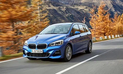 Lô xe BMW mới do Thaco nhập khẩu đã về cảng