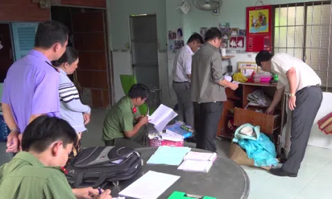 An Giang: Triệt phá đường dây mua bán đô la Mỹ giả