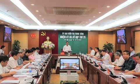 Lại thêm nhiều cán bộ bị Uỷ ban Kiểm tra Trung ương xem xét, thi hành kỷ luật