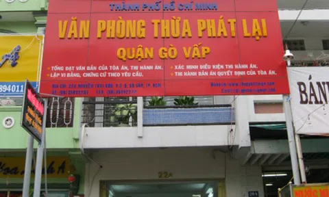 Ai chịu trách nhiệm về phòng công chứng "dởm" vừa bị phát hiện?