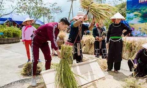 Cuối tuần lên ngay Fansipan sống đời Tây Bắc chất lịm