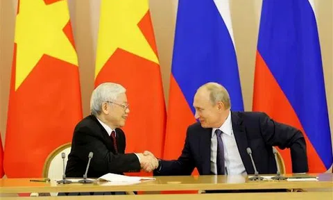 Việt Nam-Liên bang Nga tiến hành ký kết nhiều văn kiện hợp tác quan trọng