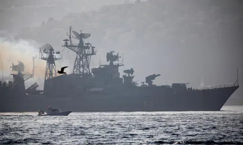 Lý do ẩn sâu sau việc Nga rầm rộ điều tàu chiến tới gần Syria