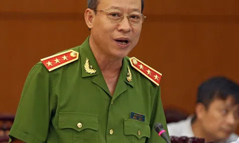 Thượng tướng Lê Quý Vương: 'Nhóm lợi ích' móc nối, tạo 'sân sau' thâu tóm đất công