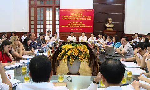 Tọa đàm về phòng, chống tham nhũng; phương thức tuyên truyền phổ biến pháp luật và kinh nghiệm tranh tụng tại Tòa án