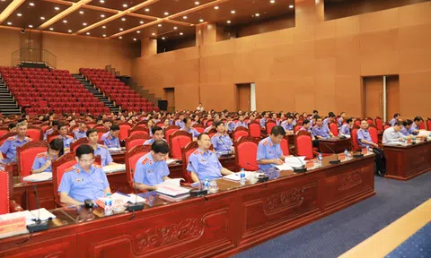 Tập huấn công tác thực hành quyền công tố, kiểm sát việc khởi tố, điều tra, truy tố, xét xử đối với các vụ án kinh tế, tham nhũng, chức vụ