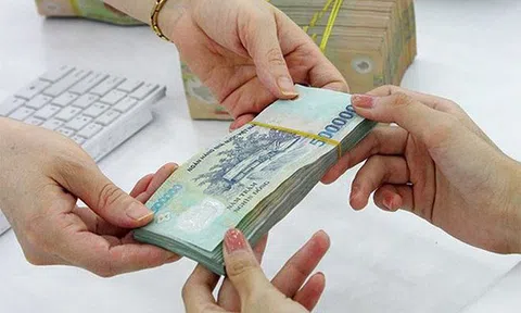 Tăng lương công chức lên 1,49 triệu đồng/tháng từ 1/7/2019