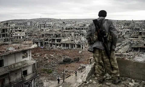 Những toan tính khó lường của các cường quốc khi cuộc chiến Syria dần đến hồi kết