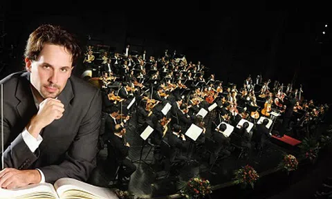 Đêm “Huyền thoại Tình yêu” với Sun Symphony Orchestra:  Khi Chopin “gặp” sắc màu Tây Bắc
