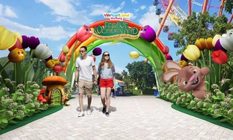 FESTIVE WONDERLAND – Lễ hội thần tiên tại xứ sở Vinpearl Land