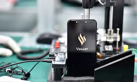 Vingroup ra mắt điện thoại thông minh VSMART