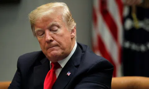 Tổng thống Trump bất ngờ đảo ngược quyết định rút quân khỏi Syria?