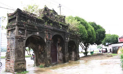 Thấp thoáng phủ đệ Cố đô