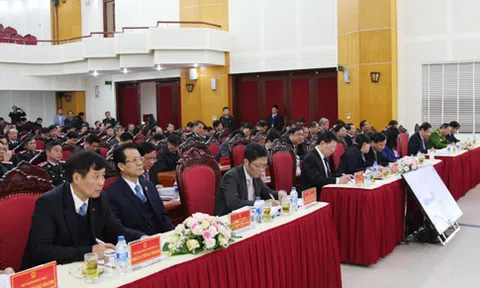 Các cơ quan hành chính Nhà nước tiếp gần 395 nghìn lượt công dân