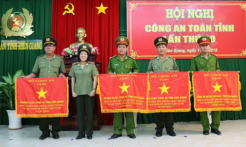 Hai nữ tướng ngành Công an được vinh danh có ảnh hưởng nhất: Họ là ai?