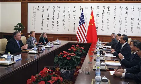Cấm Huawei dùng công nghệ Mỹ - Nước cờ sai của Tổng thống Trump?