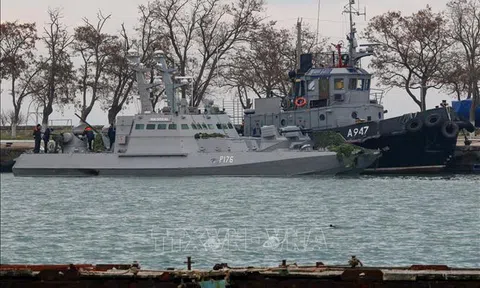 Tòa án Quốc tế về Luật Biển yêu cầu Nga thả tàu và thủy thủ Ukraine