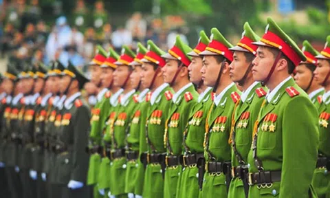 Tước danh hiệu CAND nếu tuyên truyền chống Nhà nước