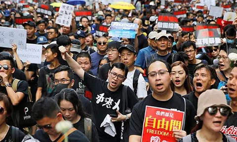 Hoãn dự luật dẫn độ, vì sao dân Hong Kong vẫn còn biểu tình?