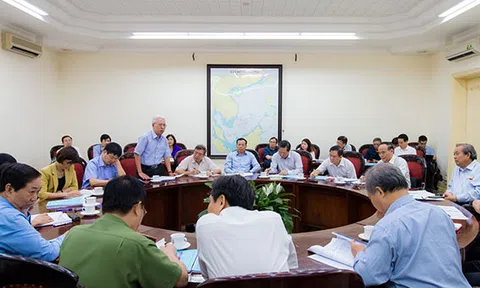 Phó Thủ tướng Thường trực Trương Hòa Bình làm việc với Hội Luật gia Việt Nam về công tác chuẩn bị tổ chức Đại hội đại biểu toàn quốc lần thứ XIII (2019-2024)