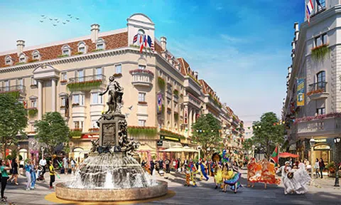Đường dạo biển và phố thời trang “xa hoa” bên bờ Vịnh Hạ Long