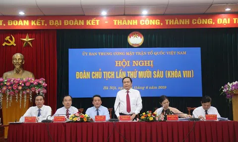 Đề nghị làm rõ việc 'bảo kê' trong việc mua bán xăng giả của Trịnh Sướng