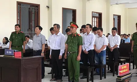 Bắt giam tại toà ba bị cáo vụ ngân hàng thiệt hại 1.800 tỉ