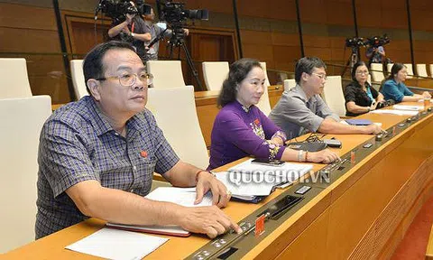 Quốc hội thông qua 2 nghị quyết quan trọng