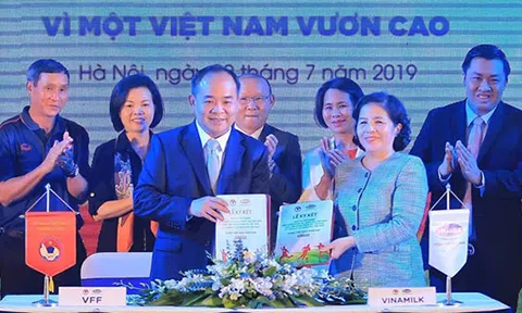 VFF đã có nguồn thu để trả lương cho HLV Park Hang-seo