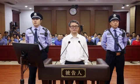 Quan chức 'máu mặt' ngành tài chính Trung Quốc ăn đút lót hàng trăm tỷ